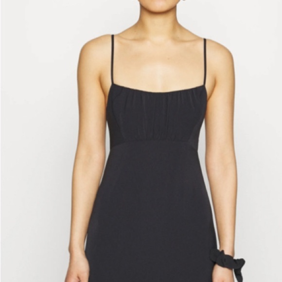 Abercrombie & Fitch Dresses & Skirts - Abercrombie & Fitch Black Ruched Mini Slip Dress with Straps Size Small